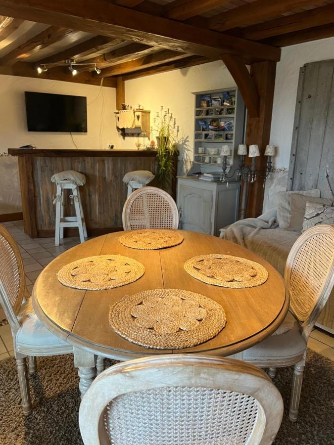La Maisonnette De Cancan Mont-près-Chambord 외부 사진