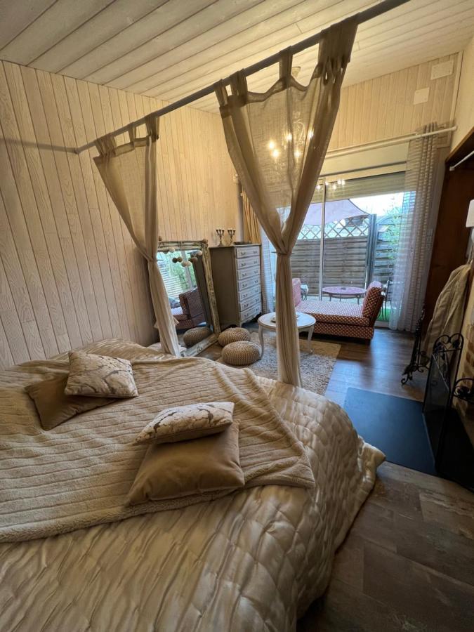 La Maisonnette De Cancan Mont-près-Chambord 외부 사진